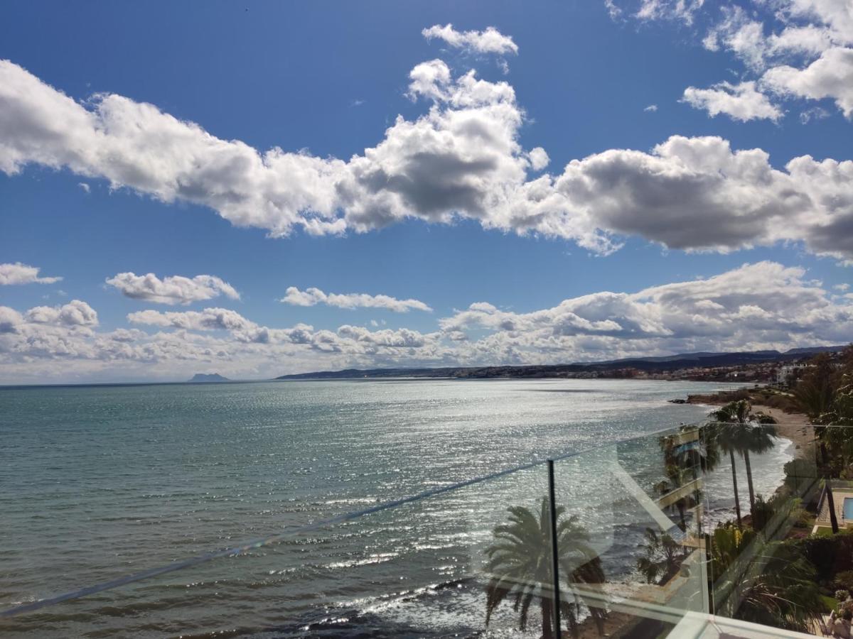 Апартаменты Front Sea View Penthouse Эстепона Экстерьер фото